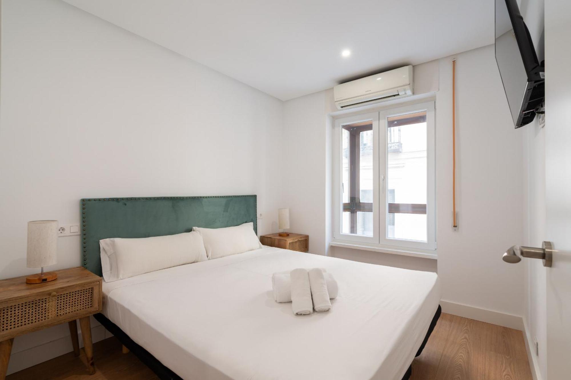 Apartamento Reformado En La Gran Via Alquiler Temporal มาดริด ภายนอก รูปภาพ